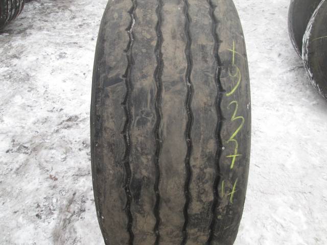 Opona używana 385/55R22,5 Goodyear BIEŻNIKOWANA