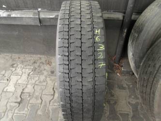 Opona używana 275/70R22,5 Pirelli BIEŻNIKOWANA