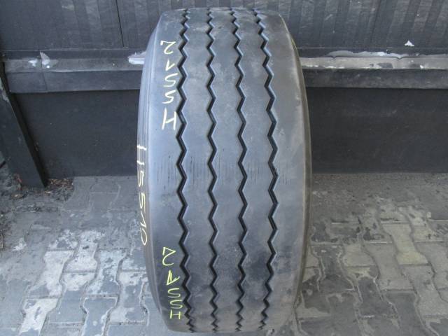 Opona używana 385/55R22,5 Goodyear BIEŻNIKOWANA