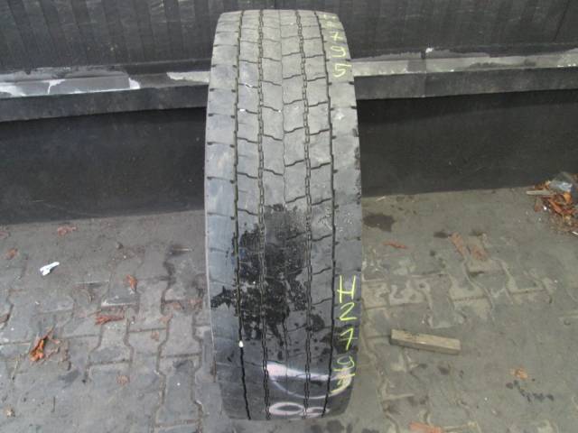 Opona używana 295/80R22,5 Pirelli TW01