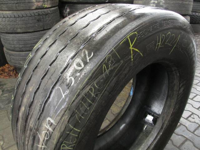 Opona używana 385/55R22,5 Michelin BIEŻNIKOWANA
