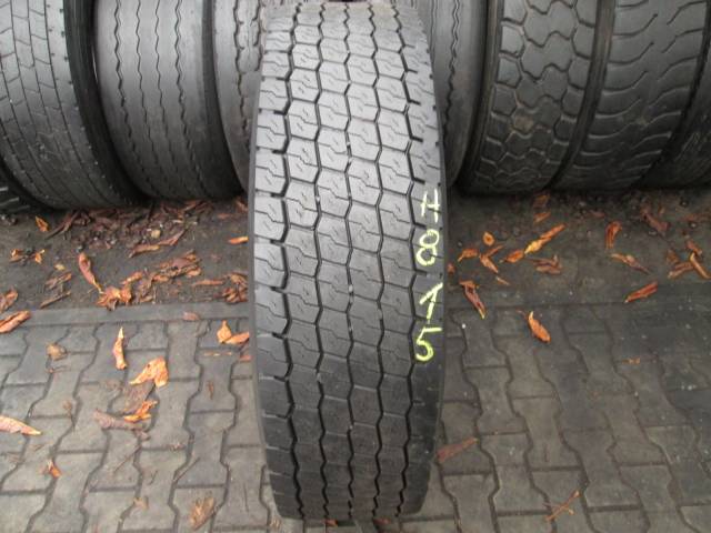 Opona używana 315/80R22,5 Dunlop BIEŻNIKOWANA