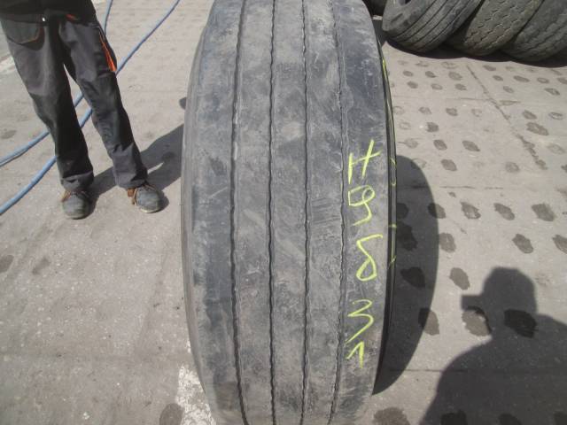 Opona używana 385/65R22,5 Dunlop SP242