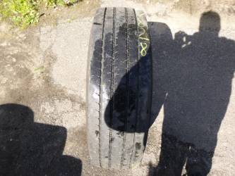 Opona używana 215/75R17,5 Bridgestone M788