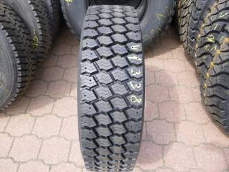 Opona używana 275/70R22,5 Michelin BIEŻNIKOWANA