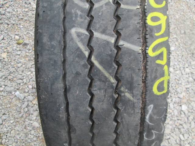 Opona używana 235/75R17,5 Primewell PW212