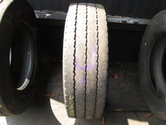 Opona używana 275/70R22,5 Pirelli MC88 II