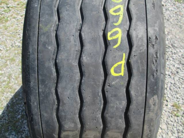 Opona używana 385/65R22,5 Toyo BIEZNIKOWANA