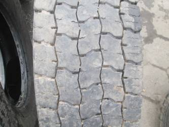 Opona używana 295/80R22,5 Dunlop BIEŻNIKOWANA