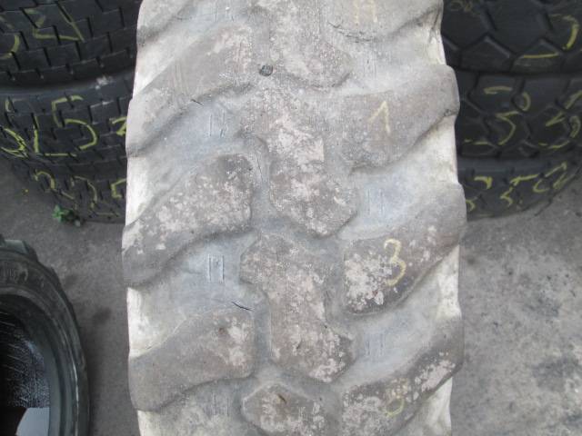 Opona używana 335/80R20 Dunlop SP T9