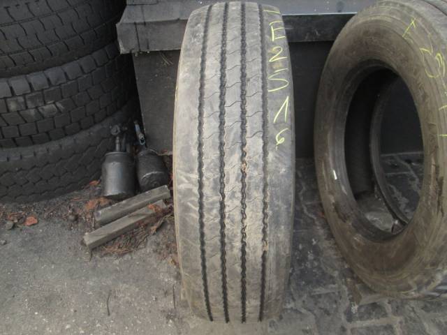 Opona używana 215/75R17,5 Yokohama RY023