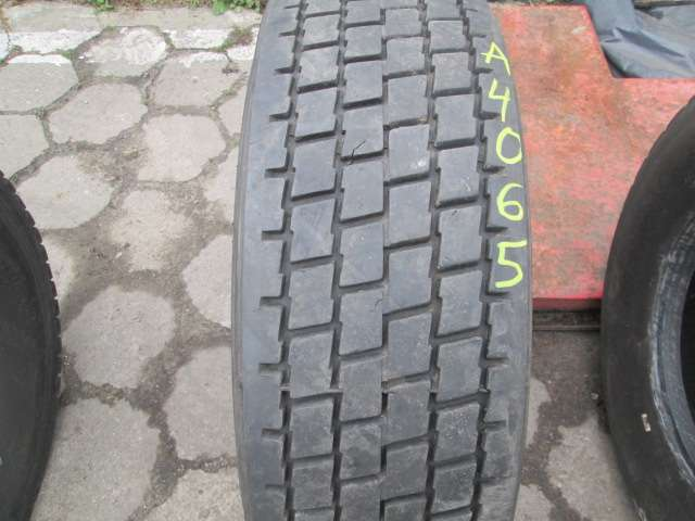 Opona używana 315/70R22.5 Dunlop BIEZNIKOWANA