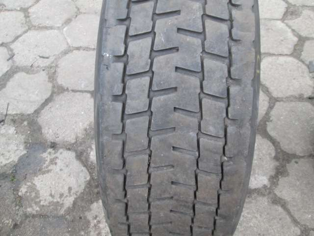 Opona używana 315/70R22.5 Bridgestone BIEZNIKOWANA