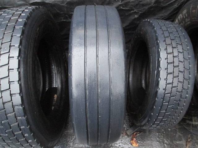 Opona używana 245/70R19,5 Goodyear RHTII