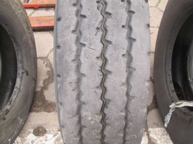 Opona używana 295/80R22.5 Pneumant BIEZNIKOWANA