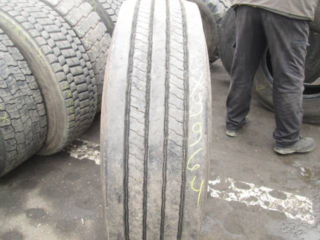 Opona używana 315/80R22,5 Pirelli ITINERIS S