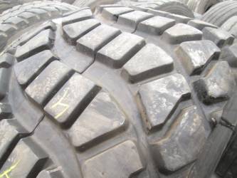 Opona używana 50X21,0-20 Goodyear BIEŻNIKOWANA