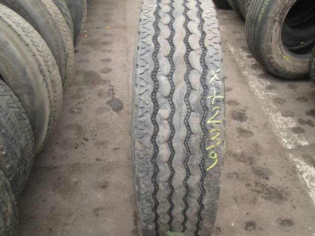 Opona używana 295/80R22,5 Bridgestone R296