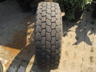 Opona używana 315/70R22,5 Goodride CM985