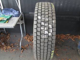 Opona używana 295/80R22,5 Yokohama TY 607