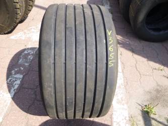 Opona używana 445/45R19,5 Pirelli ST01