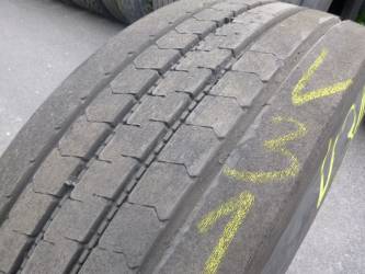 Opona używana 315/80R22,5 Bridgestone BIEŻNIKOWANA