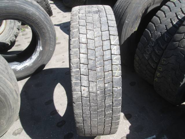 Opona używana 315/80R22,5 Pirelli TR01