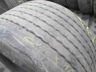 Opona używana 445/45R19,5 Continental BIEŻNIKOWANA