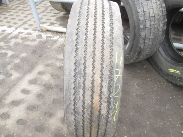 Opona używana 315/70R22,5 Barum BF15