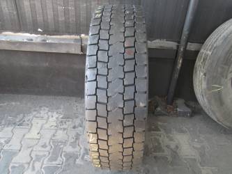 Opona używana 295/80R22,5 Pirelli TR01