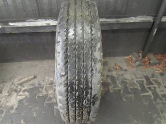 Opona używana 315/80R22,5 Pirelli FG88