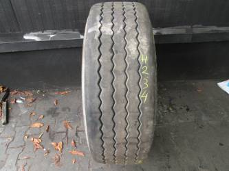 Opona używana 385/65R22,5 Pirelli BIEŻNIKOWANA