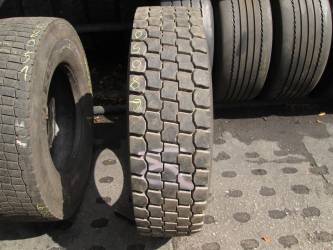 Opona używana 315/80R22,5 Bridgestone BIEŻNIKOWANA