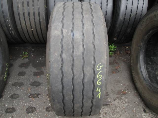 Opona używana 385/55R22,5 Yokohama SUPER STEEL