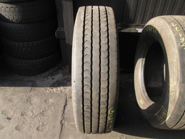 Opona używana 295/80R22,5 Continental BIEŻNIKOWANA