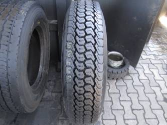 Opona używana 295/80R22,5 Pirelli BIEŻNIKOWANA