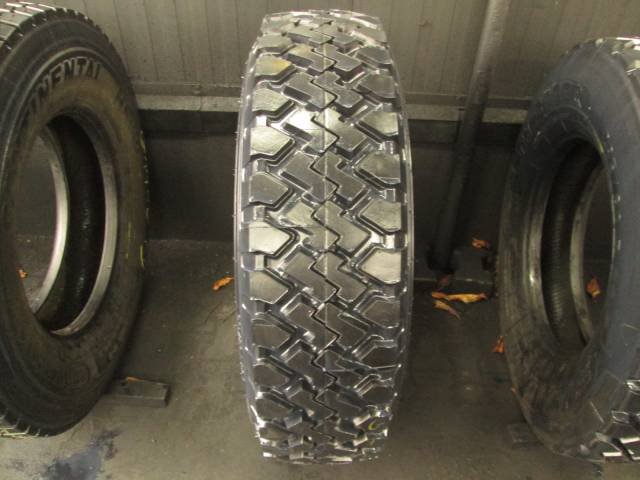 Opona używana 315/80R22,5 BERLINER PODWÓJNE S