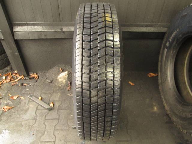 Opona używana 295/80R22,5 NEXT TREAD BIEŻNIKOWANA