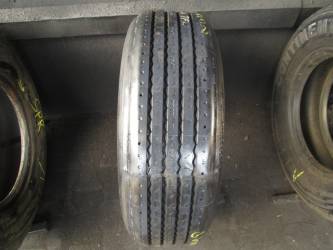 Opona używana 245/70R17,5 Dunlop BIEŻNIKOWANA