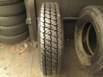Opona używana 12R22,5 Goodyear BIEŻNIKOWANA
