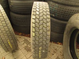 Opona używana 12R22,5 Bridgestone BIEŻNIKOWANA