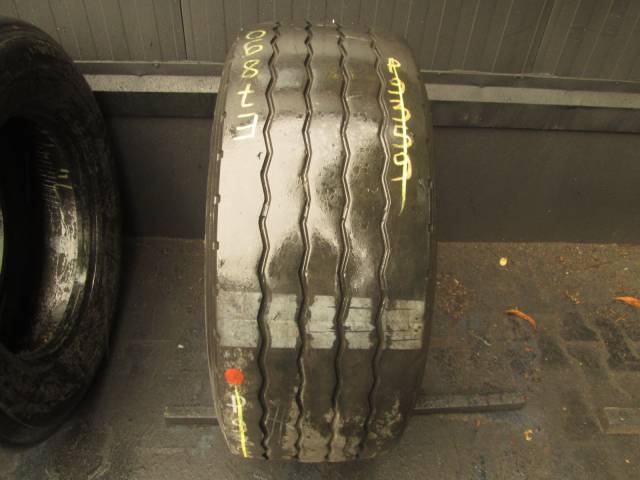 Opona używana 385/55R22,5 Yokohama RY357