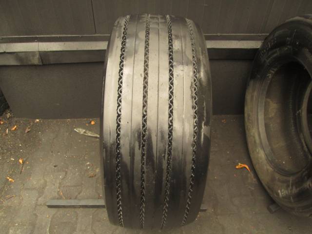 Opona używana 385/55R22,5 Continental XDU1