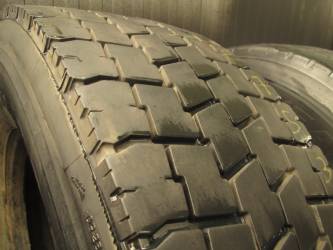 Opona używana 315/70R22,5 Bridgestone BIEŻNIKOWANA