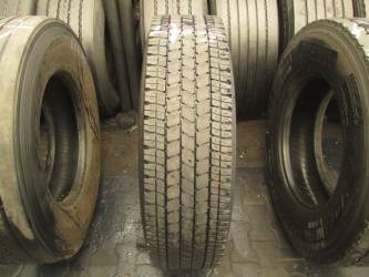 Opona używana 295/80R22,5 Dunlop BIEŻNIKOWANA