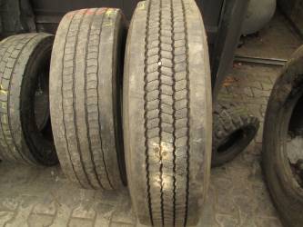 Opona używana 295/80R22,5 Bridgestone BIEŻNIKOWANA