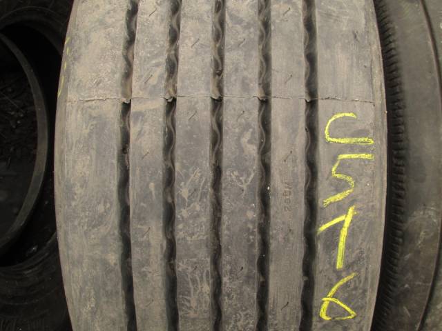 Opona używana 385/65R22,5 Goodyear BIEŻNIKOWANA