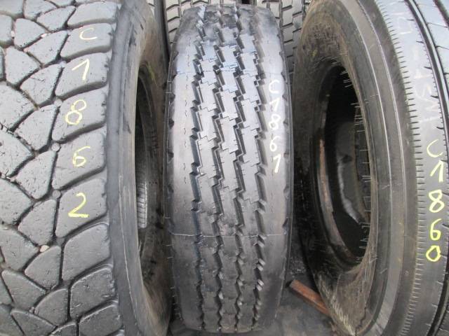 Opona używana 11/70R22,5 Pirelli LS97 CITY