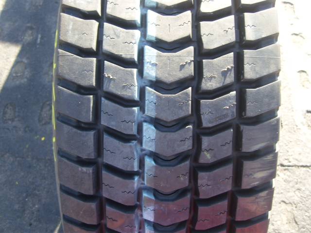Opona używana 315/60R22,5 Michelin BIEŻNIKOWANA