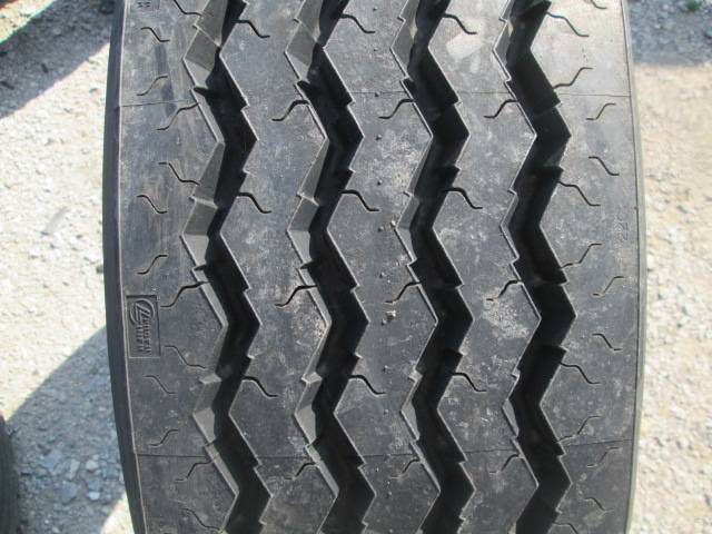 Opona używana 295/70R22,5 Michelin XZA